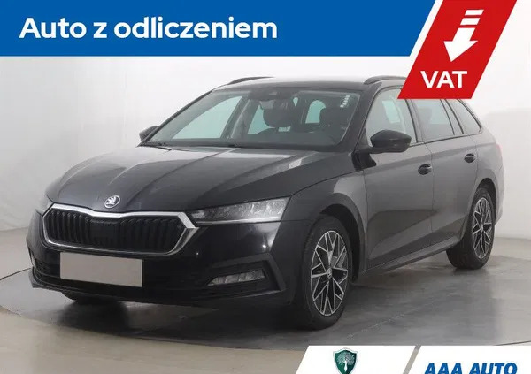 skoda octavia Skoda Octavia cena 77000 przebieg: 182444, rok produkcji 2020 z Iława